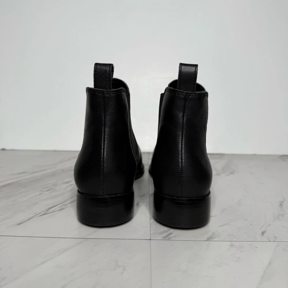 Linea Paolo Black Chelsea Bootie 6M